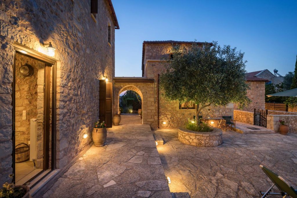 Erotokritos Luxury Stone Villa